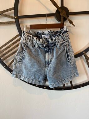 Zara Light Wash Paperbag Denim Shorts